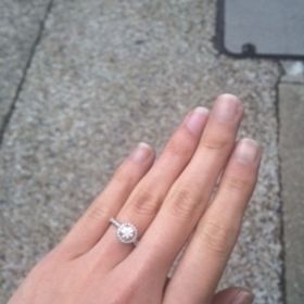 【カルティエ(Cartier)の口コミ】 パヴェタイプの指輪を探していました。
色々と試着した中でもこちらが一番…