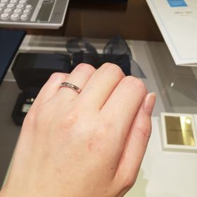 【銀座ダイヤモンドシライシの口コミ】 婚約指輪は買わないけれど、結婚指輪と婚約指輪のいいとこ取りをできるよ…