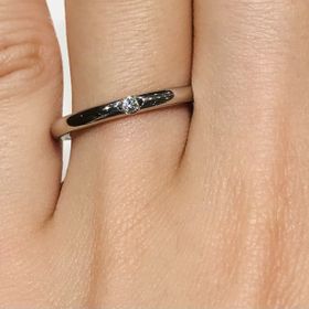 【MIKIMOTO(ミキモト)の口コミ】 ほとんどストレートの形で一部ウェーブがありました。一つのデザインで二…