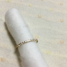 【Jupiter BLANTELIE(ジュピターブラントリエ)の口コミ】 とにかく華奢なこと。そしてフルにダイヤが施されているので指輪がどれだ…