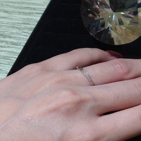 【TRECENTI(トレセンテ)の口コミ】 細身のデザインなのに耐久性が高いということで、おすすめです。さわり心…