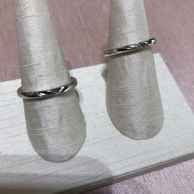 【TRECENTI(トレセンテ)の口コミ】 結婚指輪購入のため、店舗にお伺いさせていただきました。普段指輪をつけ…