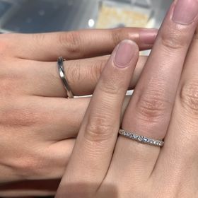 【エクセルコダイヤモンド(EXELCO DIAMOND)の口コミ】 私の指はふっくらとしていて、大きく太めなので、リングが負けないように…