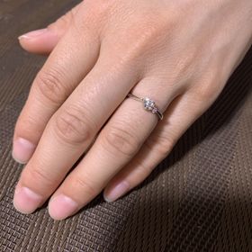 【TOMOE(トモエ)の口コミ】 デザインが良く価格も比較的良かった。また
日本のデザイナーさんとのこと…