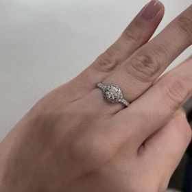 【ショーメ(CHAUMET)の口コミ】 リアンダムールに一目惚れしてつけてみました。とても可愛くも、相当カラ…