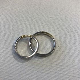 【atelier CraM(アトリエ クラム)の口コミ】 指輪のオーダーということで素材から形、加工の仕方など様々な点を自分達…