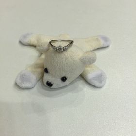 【EYE JEWELRY UMAKI(アイジュエリー ウマキ)の口コミ】 選ぶ条件はもちろんダイヤが入っている事とデザインが可愛いものでした。…