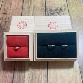 【出雲結(いずもゆい)の口コミ】 立て爪のない婚約指輪を探していたところ出雲結さんに出会い、彼が出雲出…