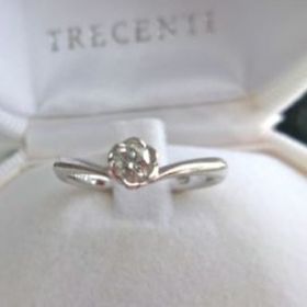 【TRECENTI(トレセンテ)の口コミ】 結婚指輪はシンプルな物しかないと思っていた中、【ハートのダイヤ＆ピン…