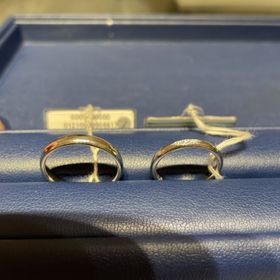 【銀座ダイヤモンドシライシの口コミ】 今回、結婚指輪の購入を検討しており、
出来るだけ普段着けていてシンプル…