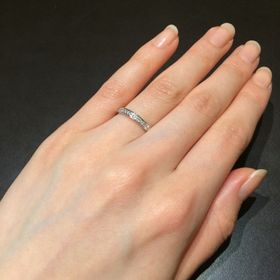 【TASAKI(タサキ)の口コミ】 ・質の良さ
・アフターフォローの充実
シンプルだが華やかなものを探して…
