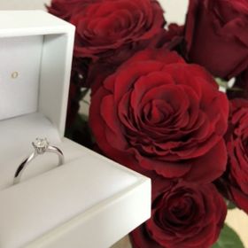 【宝寿堂(ほうじゅどう)の口コミ】 プロポーズ時に本物の指輪をサプライズで渡したいが、デザインは2人で決め…