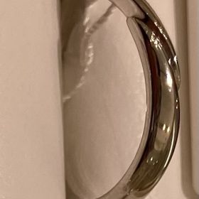 【EYE JEWELRY UMAKI(アイジュエリー ウマキ)の口コミ】 シンプルなデザインの指輪です。価格は良心的です。毎日身につけていても…