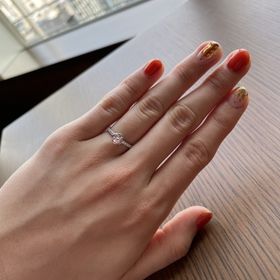 【ピアジェ(PIAGET)の口コミ】 初めて試着した時に、びびっときました。幅が細く華奢なので、ダイヤが多…