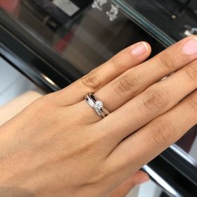 【エクセルコダイヤモンド(EXELCO DIAMOND)の口コミ】 １日で何件もまわりました。エクセルコダイヤモンドは初めに見ましたが、…