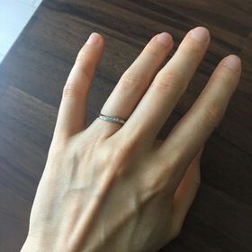 【銀座ダイヤモンドシライシの口コミ】 ラインがとてもきれいで気に入りました。
他社と比較してリーズナブルなが…