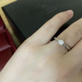 【モニッケンダム(MONNICKENDAM)の口コミ】 ダイヤの輝きに一目惚れしたからです。世界三大カッターズブランドの内の…