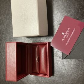 【モニッケンダム(MONNICKENDAM)の口コミ】 婚約指輪がモニッケンダムだったので結婚指輪もそれに合わせました。婚約…