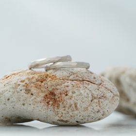 【THREE TREES(スリーツリーズ)の口コミ】 結婚指輪のお店を探している時に、Instagramでたまたま見つけたのですが、…