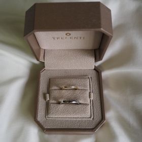 【TRECENTI(トレセンテ)の口コミ】 数カ所のリングショップを回りましたが、左右対称のデザインのリングは数…