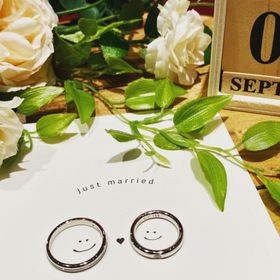 【アイプリモ(I-PRIMO)の口コミ】 【結婚指輪のデザイン】
お互いが満足するシンプルなデザインのものにいき…