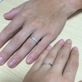 【銀座ダイヤモンドシライシの口コミ】 価格は2人で20万くらいでウェーブのデザインが良いと思っていたので条件に…