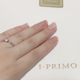 【アイプリモ(I-PRIMO)の口コミ】 シンプルなセンターダイヤモンドへの憧れと結婚指輪がウェーブなので重ね…