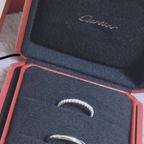 【カルティエ(Cartier)の口コミ】 色々なお店を見てまわり好きなデザインとつけ心地などで決めました。大丸…