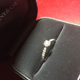 【ティファニー(Tiffany & Co.)の口コミ】 ブランドはティファニーと決めていました。ティファニーの中でもいろいろ…