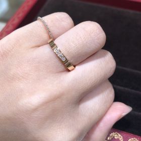 【カルティエ(Cartier)の口コミ】 7角形になっているオシャレなデザインでした。結婚指輪用だと思いますが、…