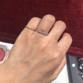 【グッチ(GUCCI)の口コミ】 GUCCIだけど、ぱっと見グッチと分からないデザインが逆に良かったです。と…