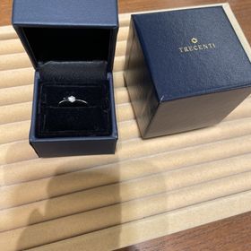 【TRECENTI(トレセンテ)の口コミ】 シンプルなデザインの婚約指輪を探していてトレセンテさんで相談させても…