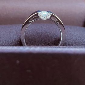 【BIJOUPIKO(ビジュピコ)の口コミ】 ダイヤの品質も最高クラス、プラチナ950で、その上コロナ禍前に買い付けた…