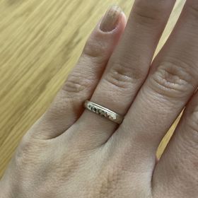 【TANZO.(鍛造指輪)の口コミ】 ずっとはめていたいので頑丈な指輪をというとこでTANZO.を選びました。
こ…