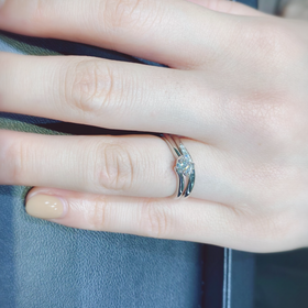 【ラザール ダイヤモンド(LAZARE DIAMOND)の口コミ】 デザインはいろんな種類があって選ぶのが楽しかったです。また、ブランド…