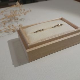 【atelier CraM(アトリエ クラム)の口コミ】 デザインがシンプルなものからおしゃれなものまで幅広くあるので、自分た…