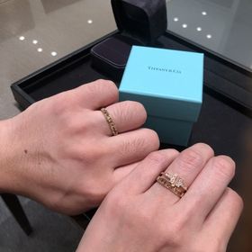 【ティファニー(Tiffany & Co.)の口コミ】 個人的な事ですが2人のイニシャルがＴなのでティファニーのTコレクション…