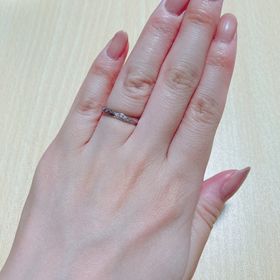 【アイプリモ(I-PRIMO)の口コミ】 一見シンプルながら派手過ぎずオシャレなデザインに惹かれました。ダイヤ…