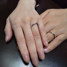 【TRECENTI(トレセンテ)の口コミ】 つけ心地の良さとデザインで決めました！ストレートのデザインや、V字のデ…