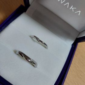 【俄(にわか)の口コミ】 初桜という名前の指輪になります。着用したときに、指が綺麗に見えたため…