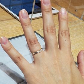 【STAR JEWELRY(スタージュエリー)の口コミ】 指輪はほとんど付けることがなく得意ではなかったので、指がすっきり綺麗…