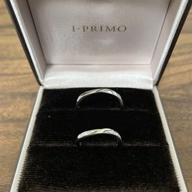 【アイプリモ(I-PRIMO)の口コミ】 シンプルな指輪で探していたが婚約指輪を購入していなかったため少し華や…