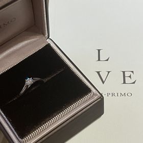 【アイプリモ(I-PRIMO)の口コミ】 ダイヤをとめるツメが4点で、シンプルだけどダイヤをしっかり強調してくれ…