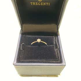 【TRECENTI(トレセンテ)の口コミ】 王道の一粒タイプで婚約指輪と言っらこれというイメージがあったので悩み…