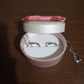 【insembre(インセンブレ)の口コミ】 まずは予算内に収まる指輪を探していて、ネットでこちらの指輪を見つけま…