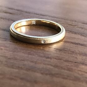 【CRAFY(クラフィ)の口コミ】 元々ゴールドのマット素材に憧れがありました。マットだけどだと寂しいの…