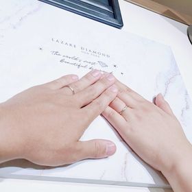 【ラザール ダイヤモンド(LAZARE DIAMOND)の口コミ】 丈夫なリングを探していたので、鍛造リングであるというところに魅力を感…