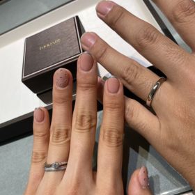 【アイプリモ(I-PRIMO)の口コミ】 婚約指輪と同じブランドで、無料のクリーニングをお願いする際など、気軽…