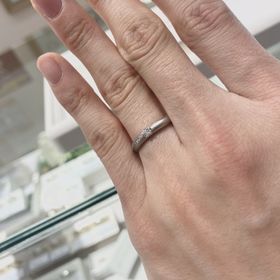 【festaria bijou SOPHIA(フェスタリア ビジュソフィア)の口コミ】 中でもLead Starというリングがとても気に入りました。素材がさりげないマ…