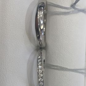 【俄(にわか)の口コミ】 ハーフエタニティタイプをずっと探していました。時間をかけて沢山試着さ…